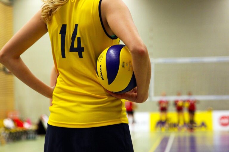 Elbow pads: getting the fit right, and when to leave them off